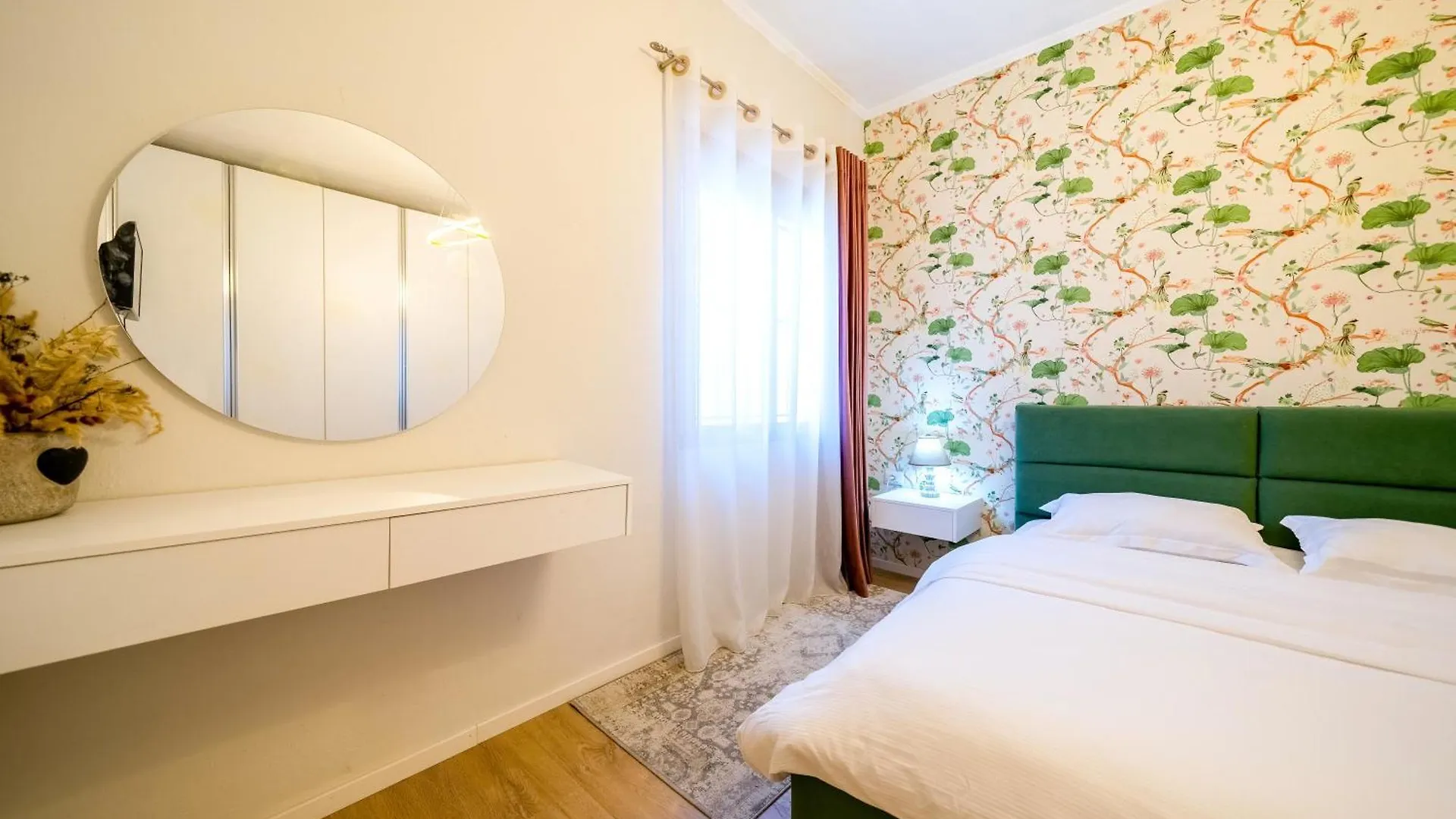 Modern 2 Bedroom Apartment With Balcony In Central Location Tirana 0*,  Albania