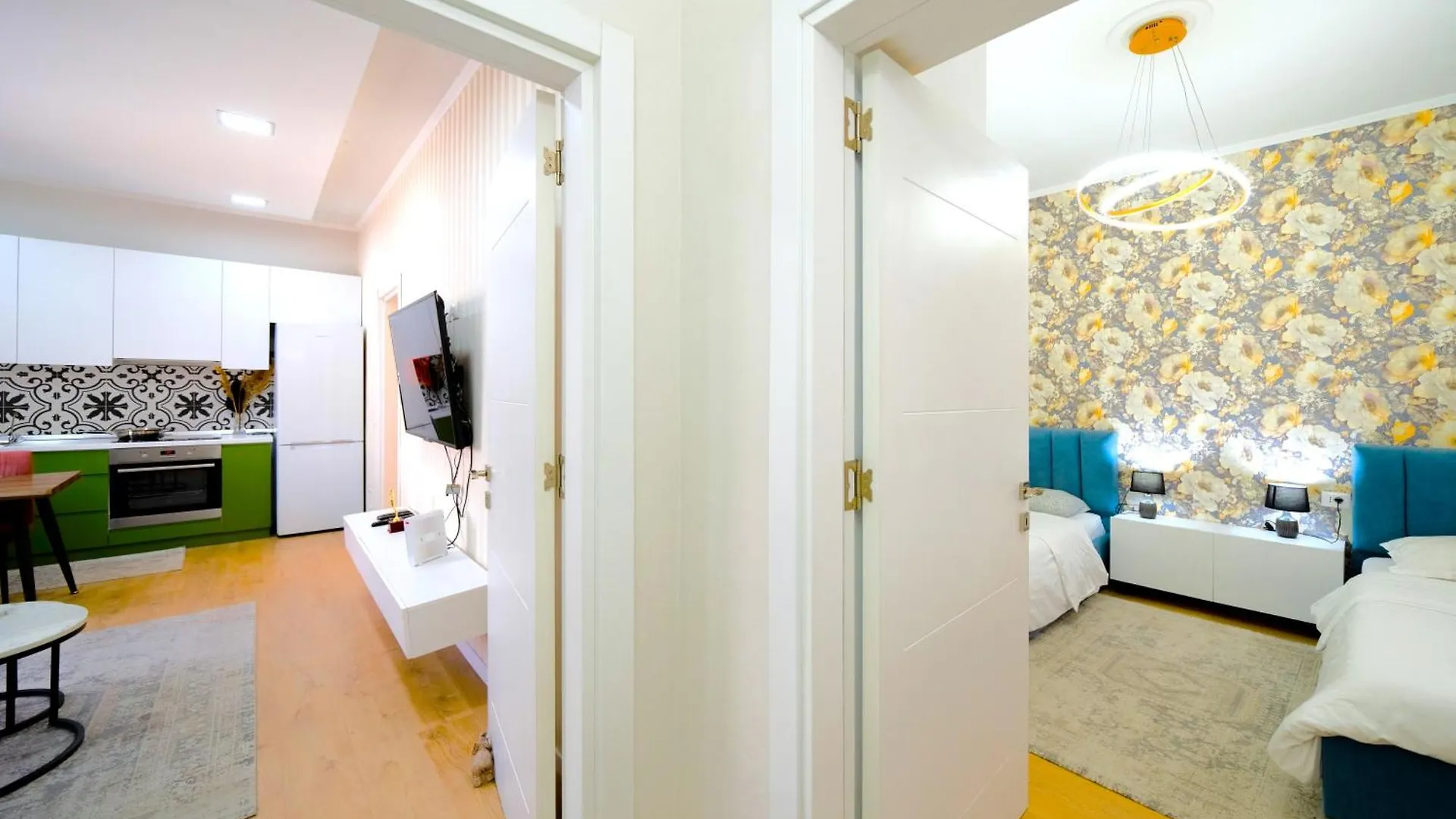 Modern 2 Bedroom Apartment With Balcony In Central Location Tirana