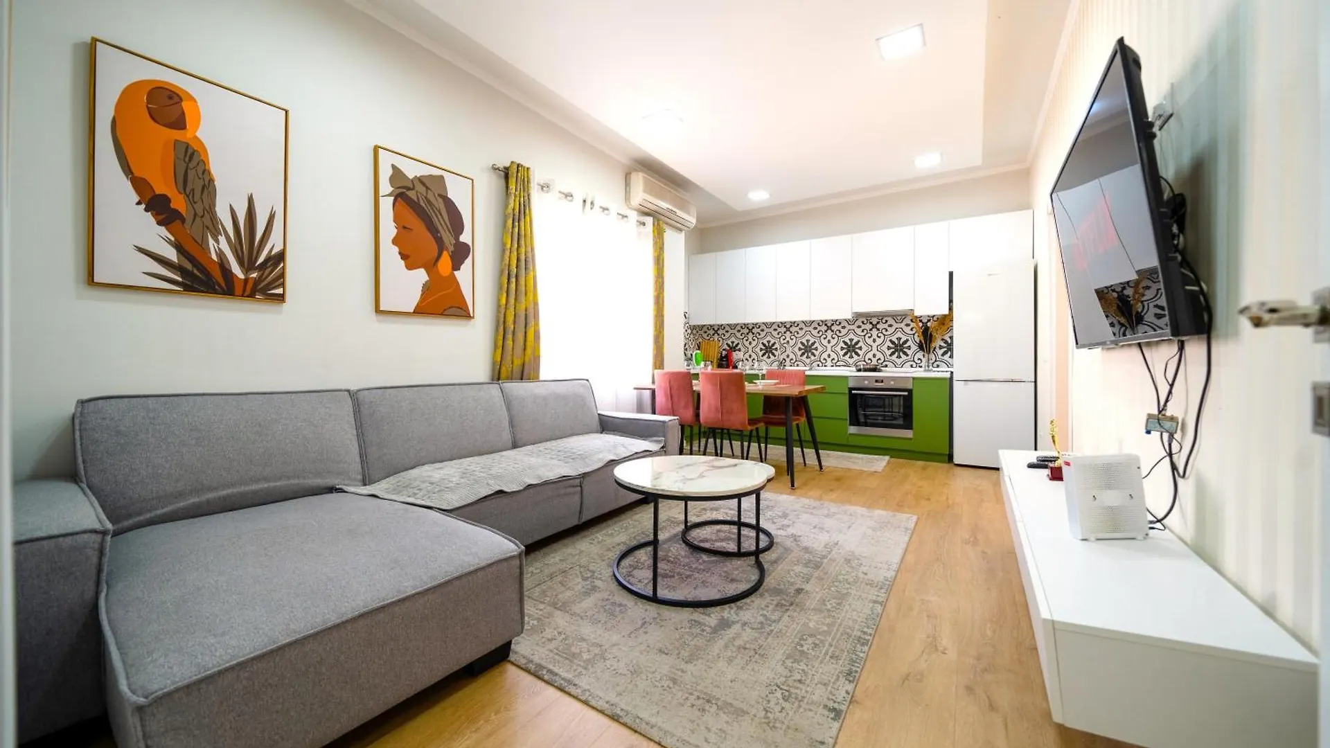 Modern 2 Bedroom Apartment With Balcony In Central Location Tirana